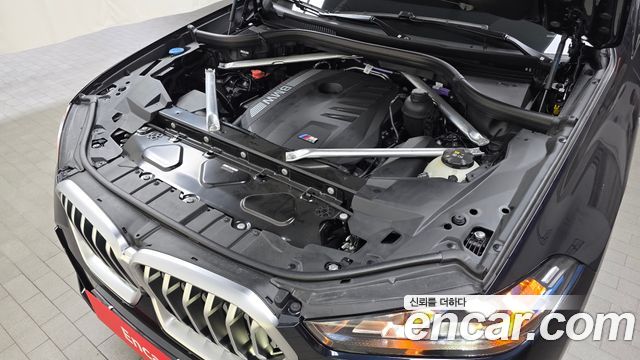 BMW X6 (G06) xDrive40i M Sport 2025 — фото 6