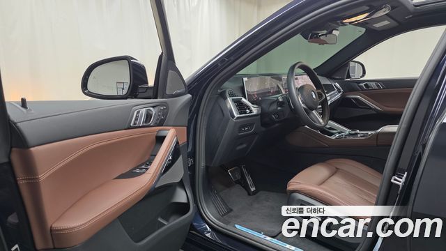 BMW X6 (G06) xDrive40i M Sport 2025 — фото 10