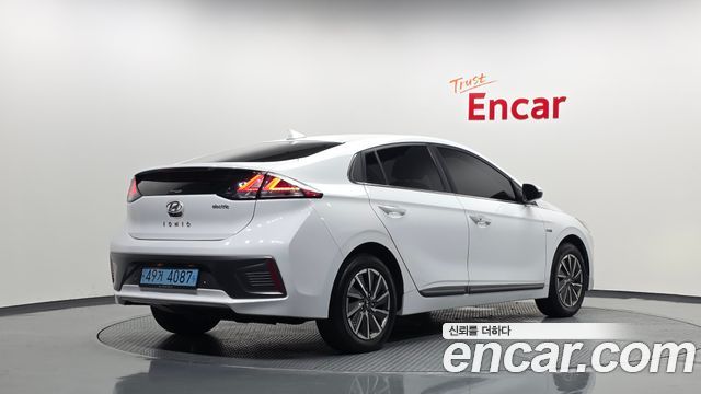 Hyundai Ioniq Electric Q 2020 — фото 2