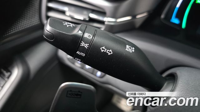 Hyundai Ioniq Electric Q 2020 — фото 35