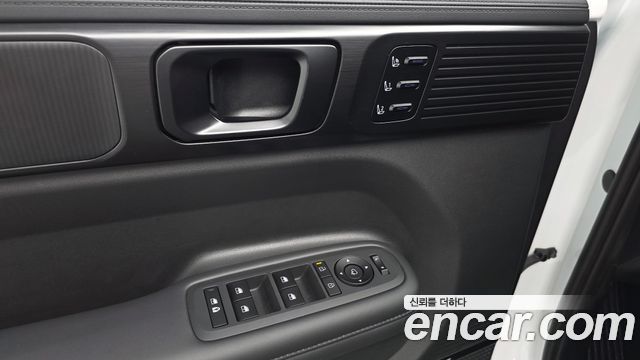 Hyundai Santa Fe (MX5) HEV 1.6 2WD Calligraphy 2024 — фото 32