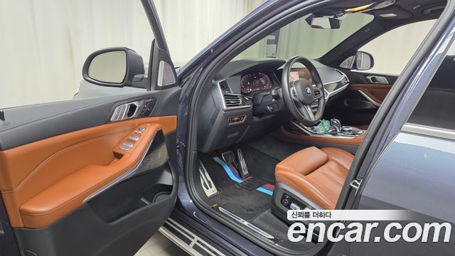 BMW X7 (G07) xDrive 40i M Sport 6STR 2022 — фото 10