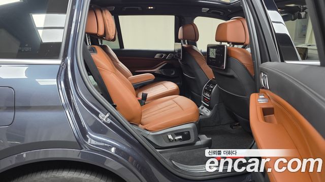 BMW X7 (G07) xDrive 40i M Sport 6STR 2022 — фото 11