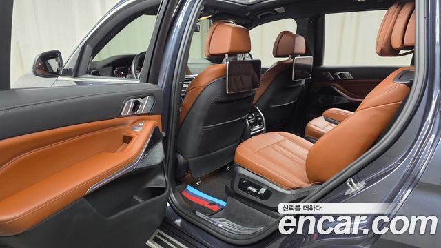 BMW X7 (G07) xDrive 40i M Sport 6STR 2022 — фото 13