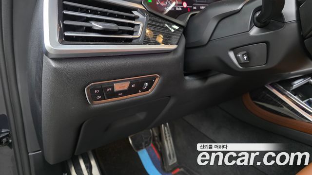 BMW X7 (G07) xDrive 40i M Sport 6STR 2022 — фото 28