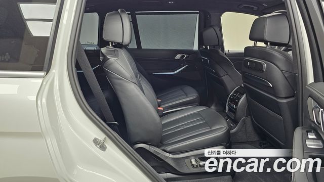 BMW X7 (G07) xDrive 40i M Sport 6STR 2025 — фото 11
