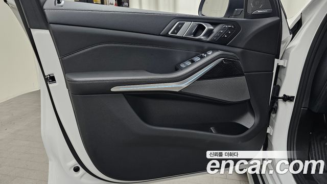 BMW X7 (G07) xDrive 40i M Sport 6STR 2025 — фото 24