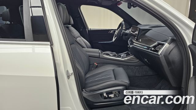 BMW X7 (G07) xDrive 40i M Sport 6STR 2025 — фото 26
