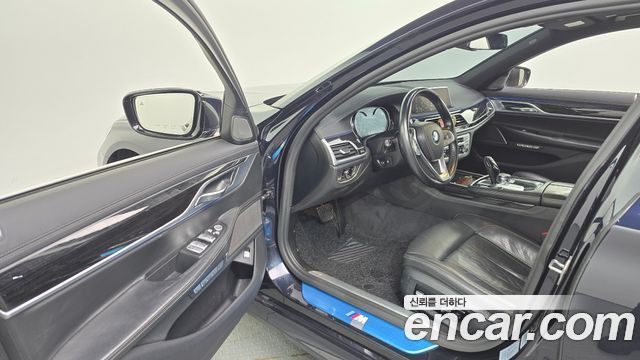BMW 7 Series (G11) 740Li xDrive M Sport Package 2017 — фото 10