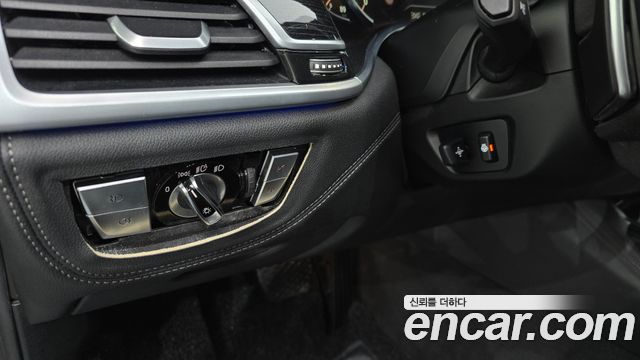 BMW 7 Series (G11) 740Li xDrive M Sport Package 2017 — фото 27