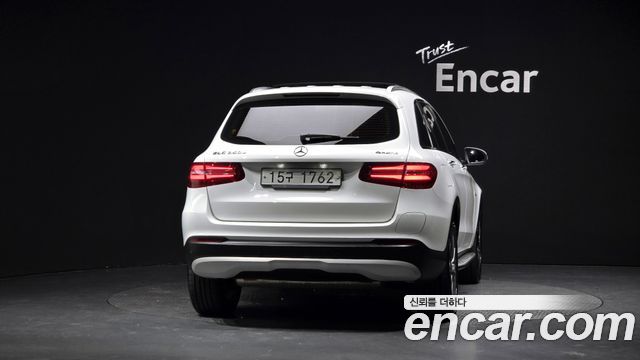 Mercedes-Benz GLC-Class (X253) GLC350e 4MATIC Premium 2019 — фото 4