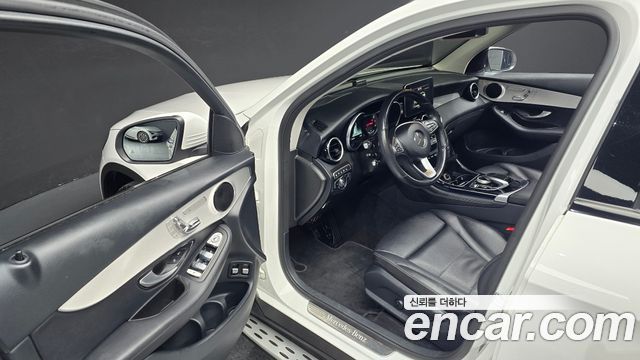 Mercedes-Benz GLC-Class (X253) GLC350e 4MATIC Premium 2019 — фото 11