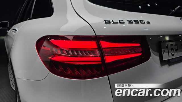 Mercedes-Benz GLC-Class (X253) GLC350e 4MATIC Premium 2019 — фото 23