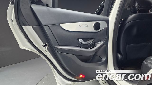 Mercedes-Benz GLC-Class (X253) GLC350e 4MATIC Premium 2019 — фото 25