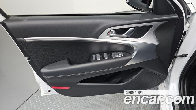 Genesis G70 2.0T AWD Elite 2019 — фото 24