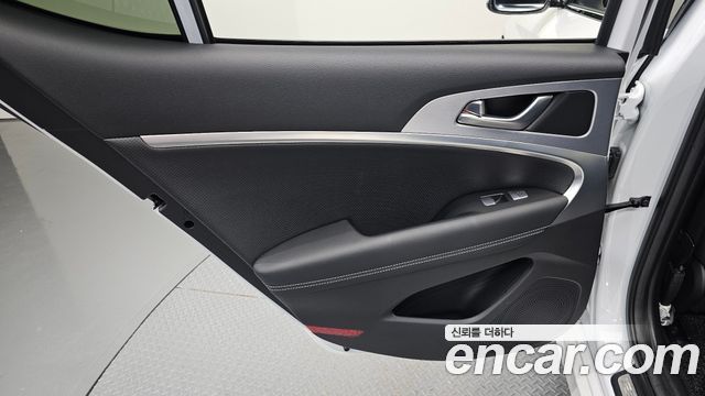 Genesis G70 2.0T AWD Elite 2019 — фото 25