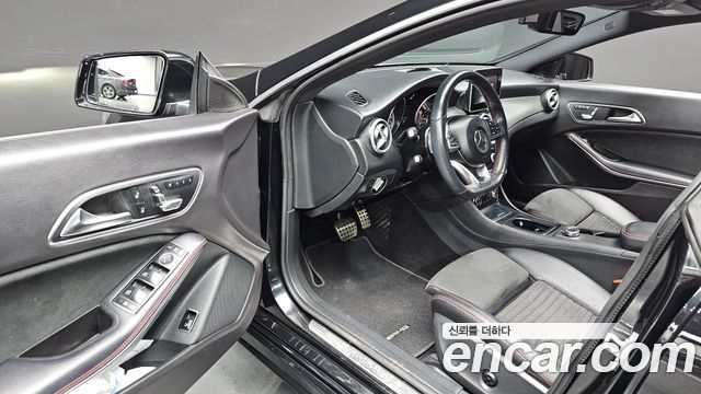 Mercedes-Benz CLA-Class (C117) CLA220 AMG Line 2018 — фото 12