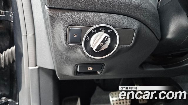 Mercedes-Benz CLA-Class (C117) CLA220 AMG Line 2018 — фото 18