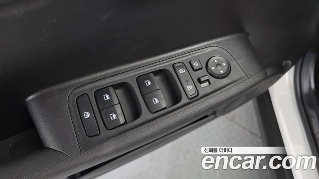 Hyundai Casper The Essential Light 2024 — фото 32