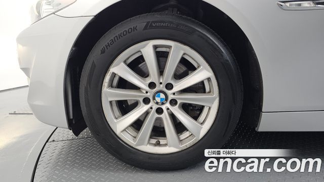 BMW 5 Series (F10) 520d 2013 — фото 5
