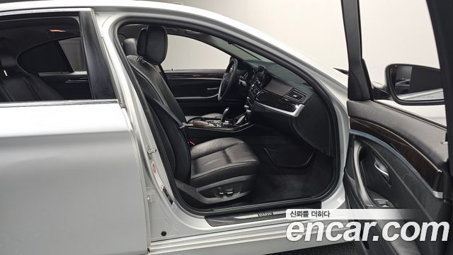 BMW 5 Series (F10) 520d 2013 — фото 11