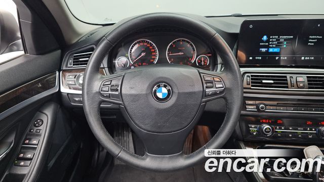 BMW 5 Series (F10) 520d 2013 — фото 13