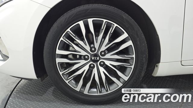 Kia K7 Premier 3.0 GDI Noblesse 2020 — фото 5