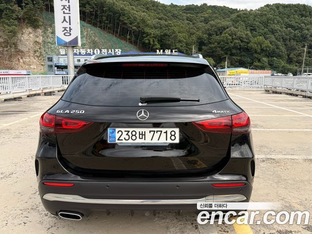 Mercedes-Benz GLA-Class (H247) GLA250 4MATIC 2020 — фото 4