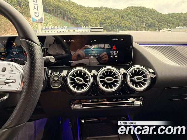 Mercedes-Benz GLA-Class (H247) GLA250 4MATIC 2020 — фото 21