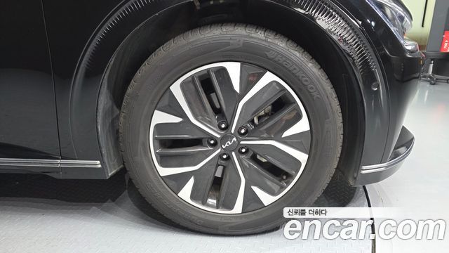 Kia EV6 Long Range Earth 2022 — фото 21
