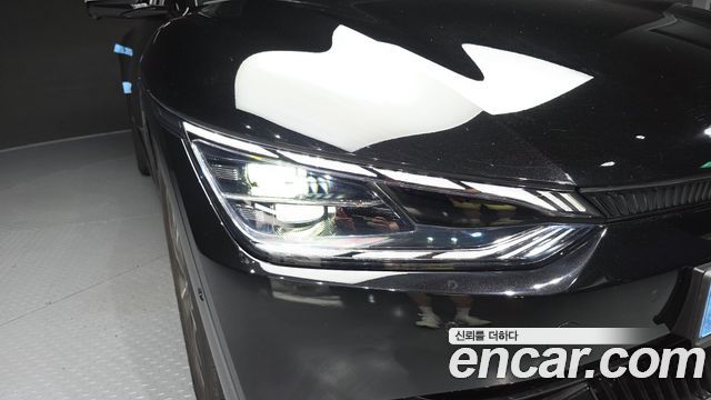 Kia EV6 Long Range Earth 2022 — фото 22
