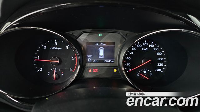 Kia Carnival 9-Seater Prstige 2019 — фото 8