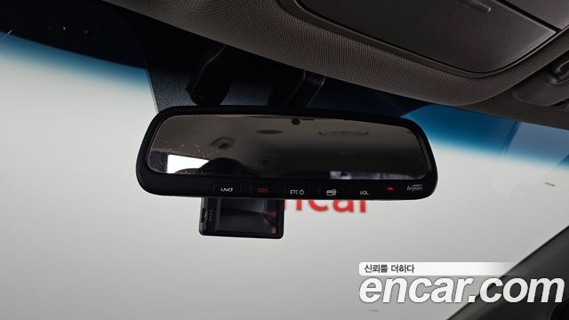Kia Carnival 9-Seater Prstige 2019 — фото 19
