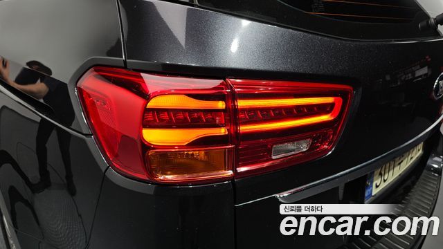 Kia Carnival 9-Seater Prstige 2019 — фото 23