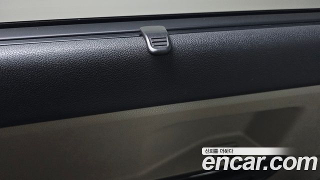 Kia Carnival 9-Seater Prstige 2019 — фото 31