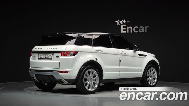 Land Rover Range Rover Evoque 2.2 SD4 Dynamic 2015 — фото 2