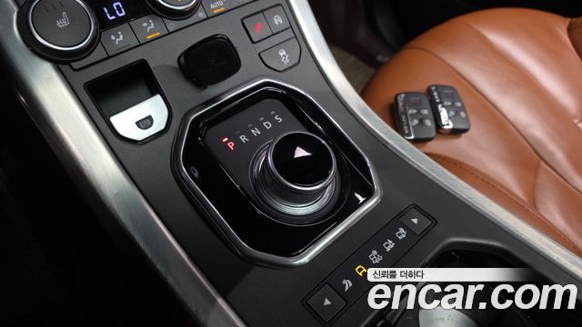 Land Rover Range Rover Evoque 2.2 SD4 Dynamic 2015 — фото 9