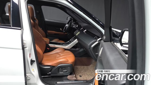 Land Rover Range Rover Evoque 2.2 SD4 Dynamic 2015 — фото 11