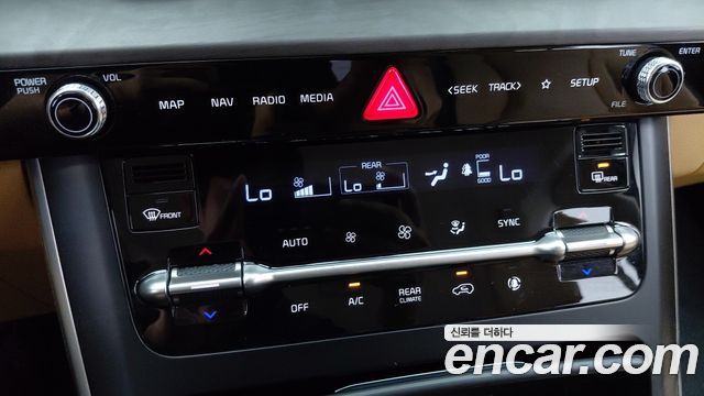 Kia Carnival (IV) Diesel 9-Seater Prestige 2021 — фото 17