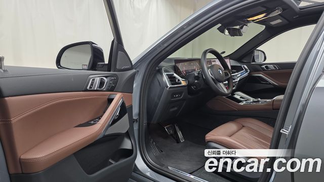 BMW X6 (G06) xDrive40i M Sport 2025 — фото 10