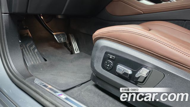 BMW X6 (G06) xDrive40i M Sport 2025 — фото 28