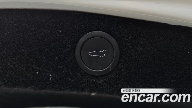 Tesla Model 3 RWD 2025 — фото 33