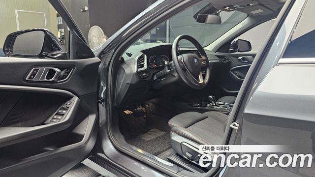 BMW 1 Series (F40) 118d Sport 2021 — фото 10