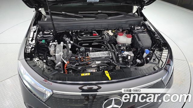 Mercedes-Benz EQB (X243) EQB300 4MATIC Progressive 2026 — фото 6