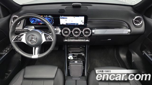 Mercedes-Benz EQB (X243) EQB300 4MATIC Progressive 2026 — фото 7