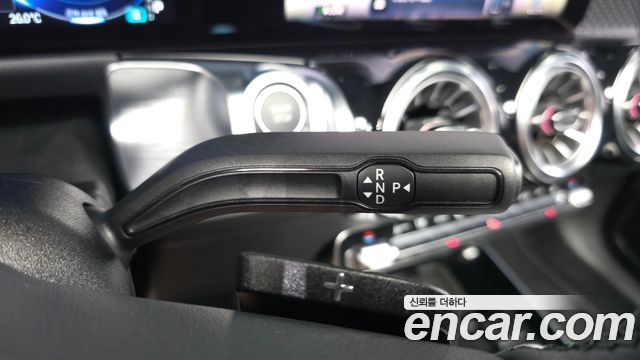 Mercedes-Benz EQB (X243) EQB300 4MATIC Progressive 2026 — фото 9