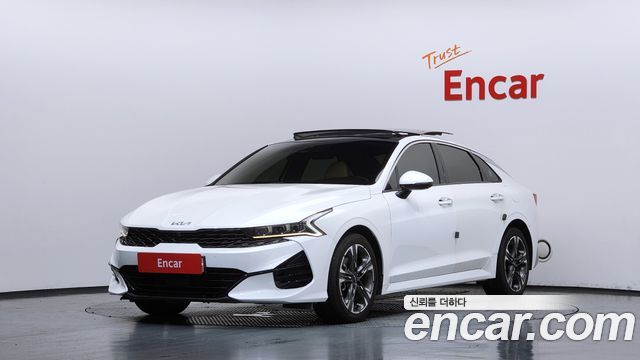 Kia K5 (III) 2.0 Noblesse 2022 — фото 1