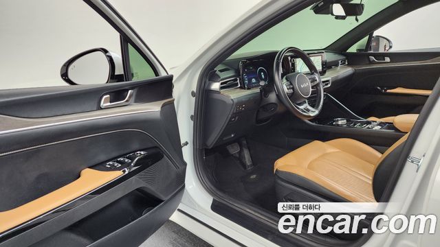 Kia K5 (III) 2.0 Noblesse 2022 — фото 10