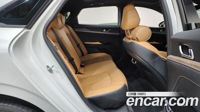 Kia K5 (III) 2.0 Noblesse 2022 — фото 12