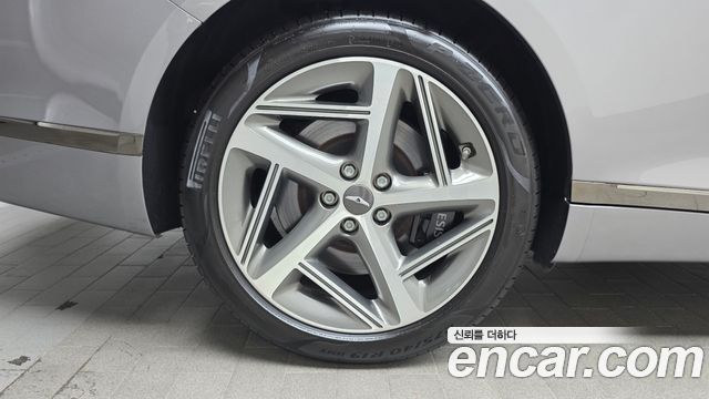 Genesis G80 (RG3) Gasoline 2.5 Turbo AWD 2024 — фото 5